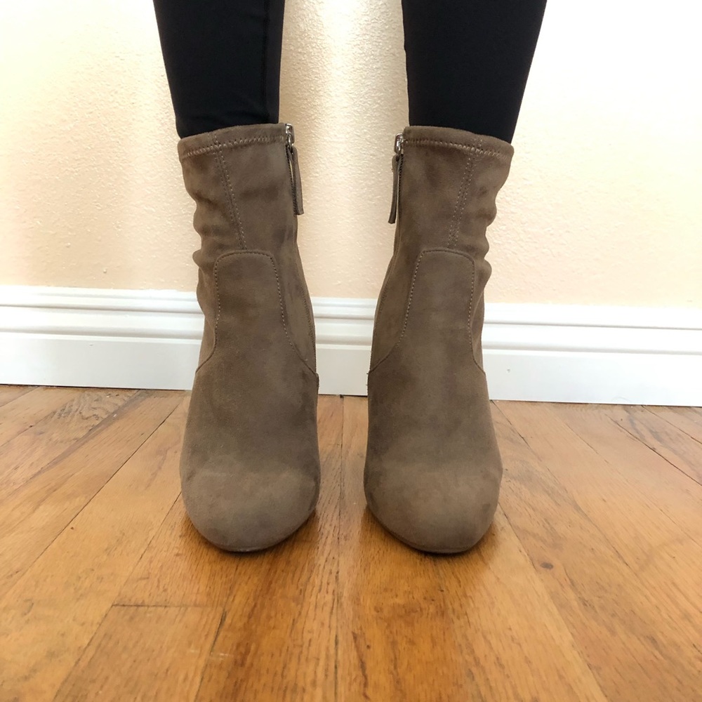 Steve Madden booties - Picture 2 of 5